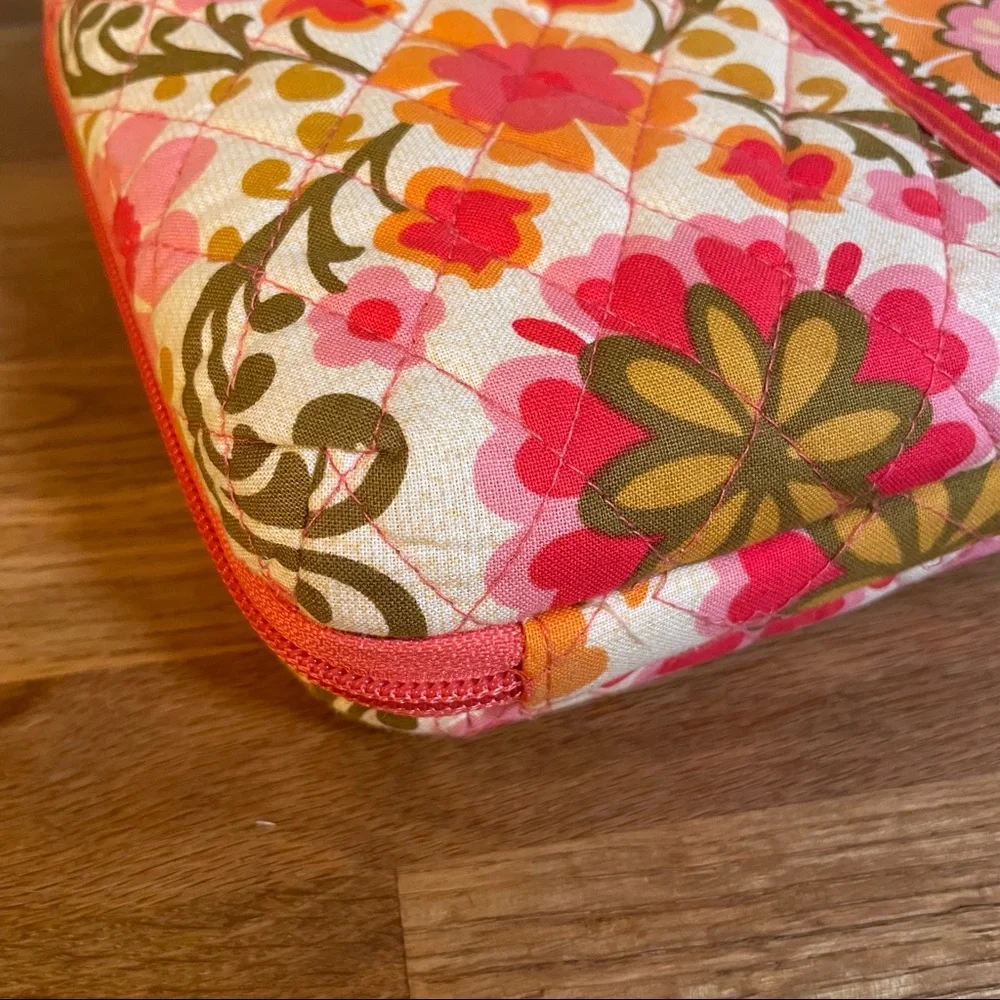Vera Bradley Tablet/E-Reader Case